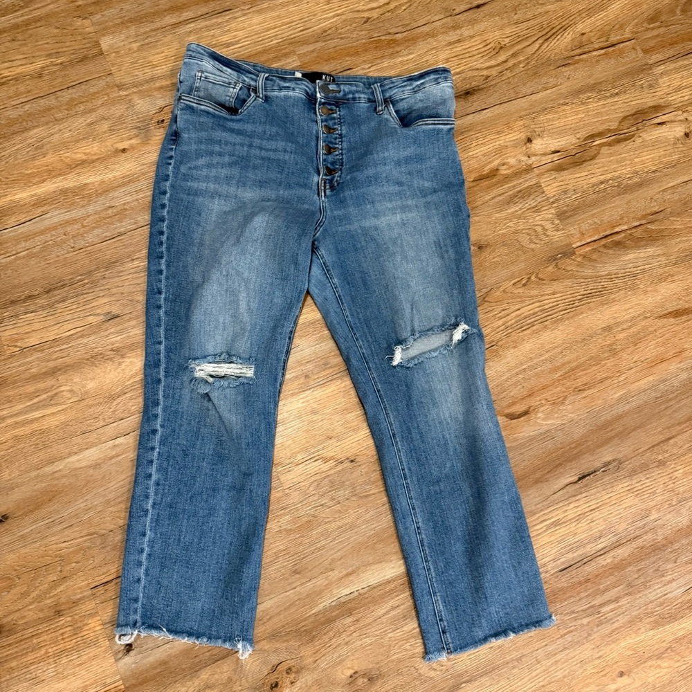 Kut from the Kloth Medium Wash Straight Leg Jeans